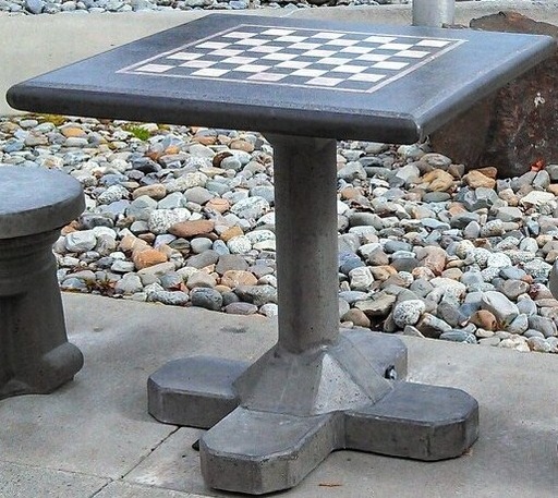 Genius Chess Table Freestanding